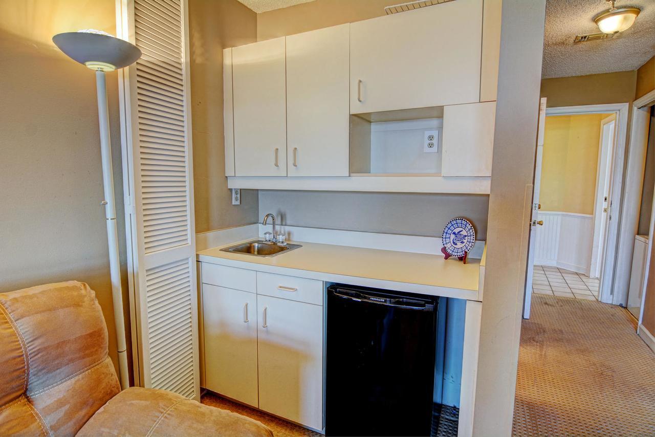 Villa Capriani Apartment North Topsail Beach Exteriör bild